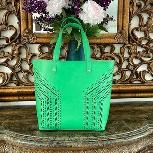 Stella & Dot Filmore Tote in Kelly Green